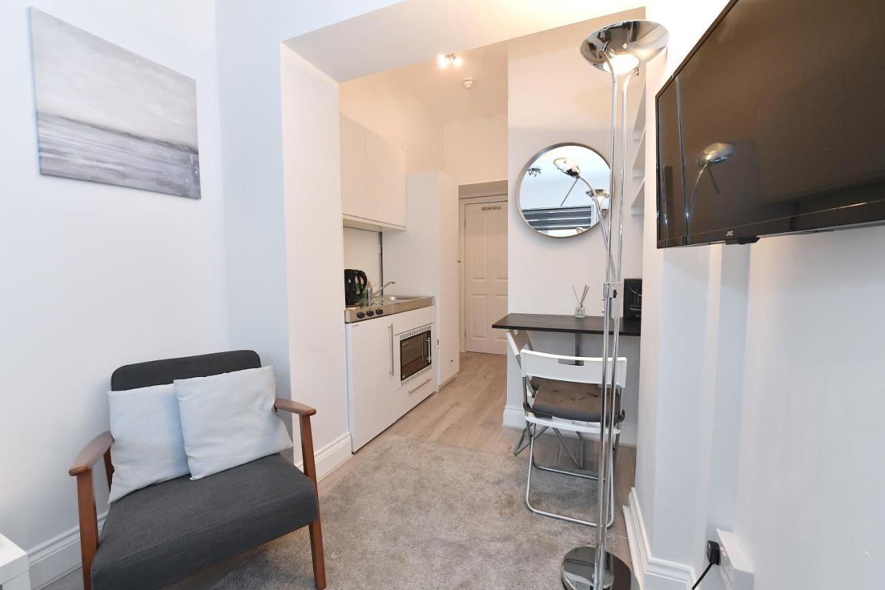 London Studios Very Close To Central Line Underground Shepherds Bush And Westfield Newly Refurbished 外观 照片