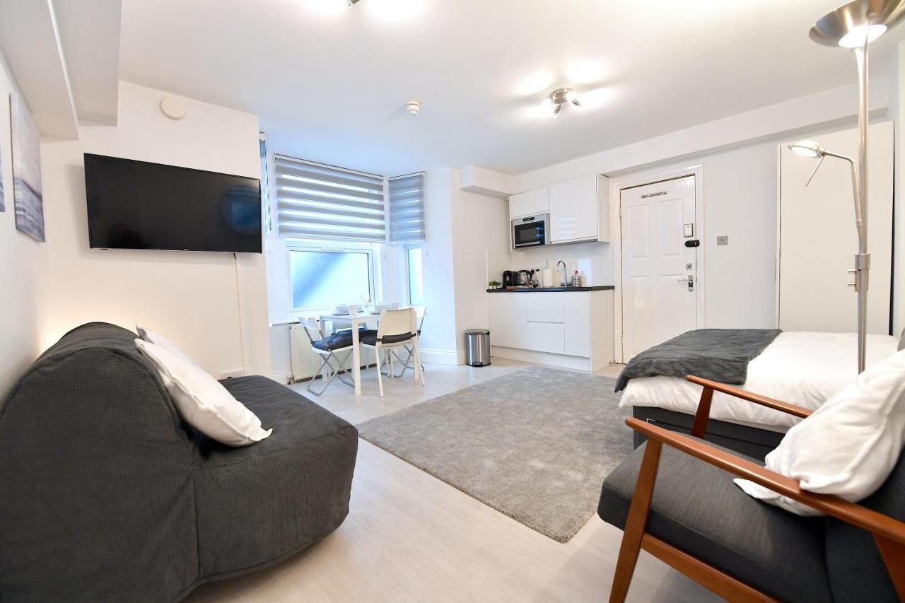 London Studios Very Close To Central Line Underground Shepherds Bush And Westfield Newly Refurbished 外观 照片