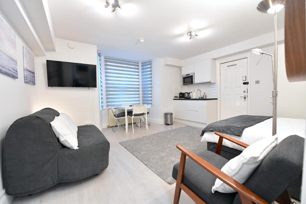 London Studios Very Close To Central Line Underground Shepherds Bush And Westfield Newly Refurbished 外观 照片