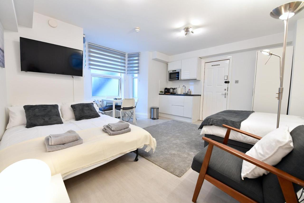 London Studios Very Close To Central Line Underground Shepherds Bush And Westfield Newly Refurbished 外观 照片