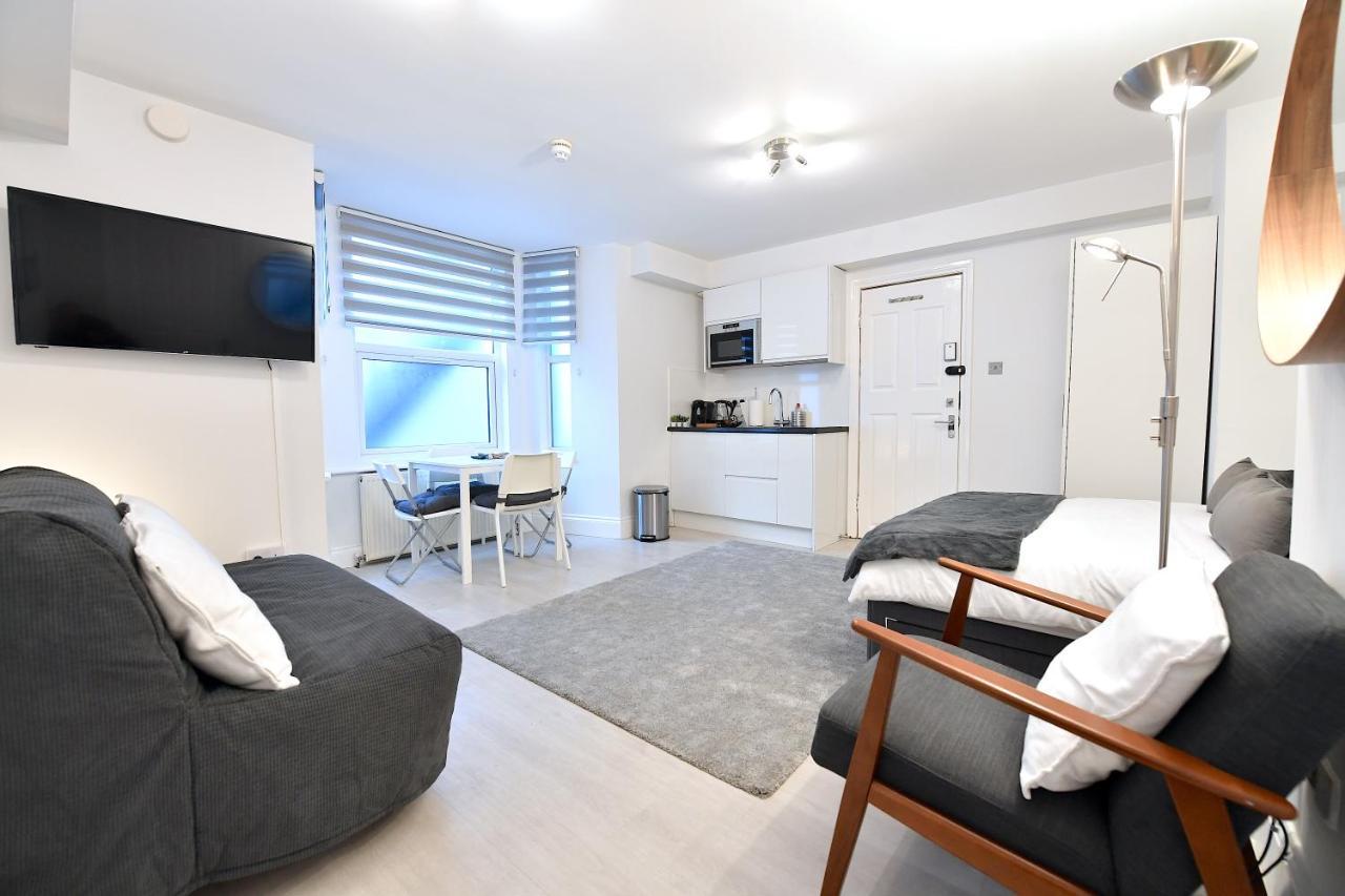 London Studios Very Close To Central Line Underground Shepherds Bush And Westfield Newly Refurbished 外观 照片